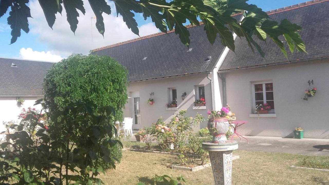 Le Clos Des Roses Civray-de-Touraine Exterior photo